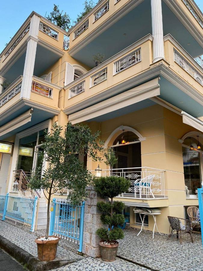 Royal'S Studios Loutra Edipsou (Evia) Exterior foto